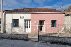 THE SURGERY, Kritika, Corfu