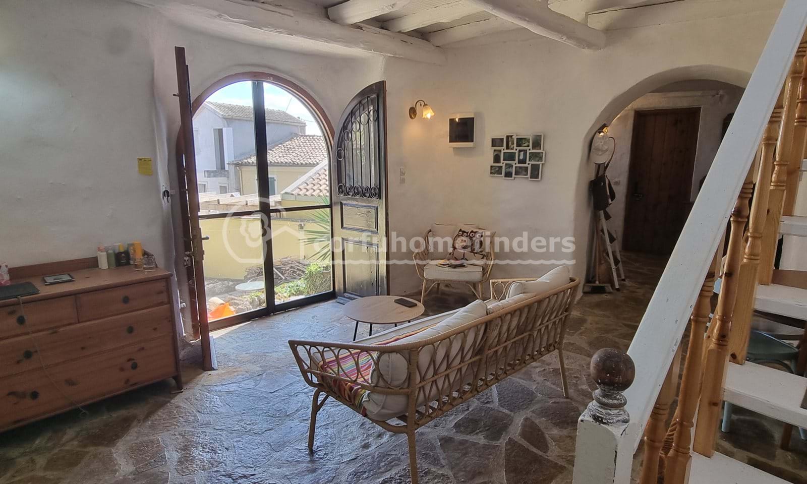 Listing photograph 3 of 15 of the house in Sinarades, published by Corfu Home Finders.