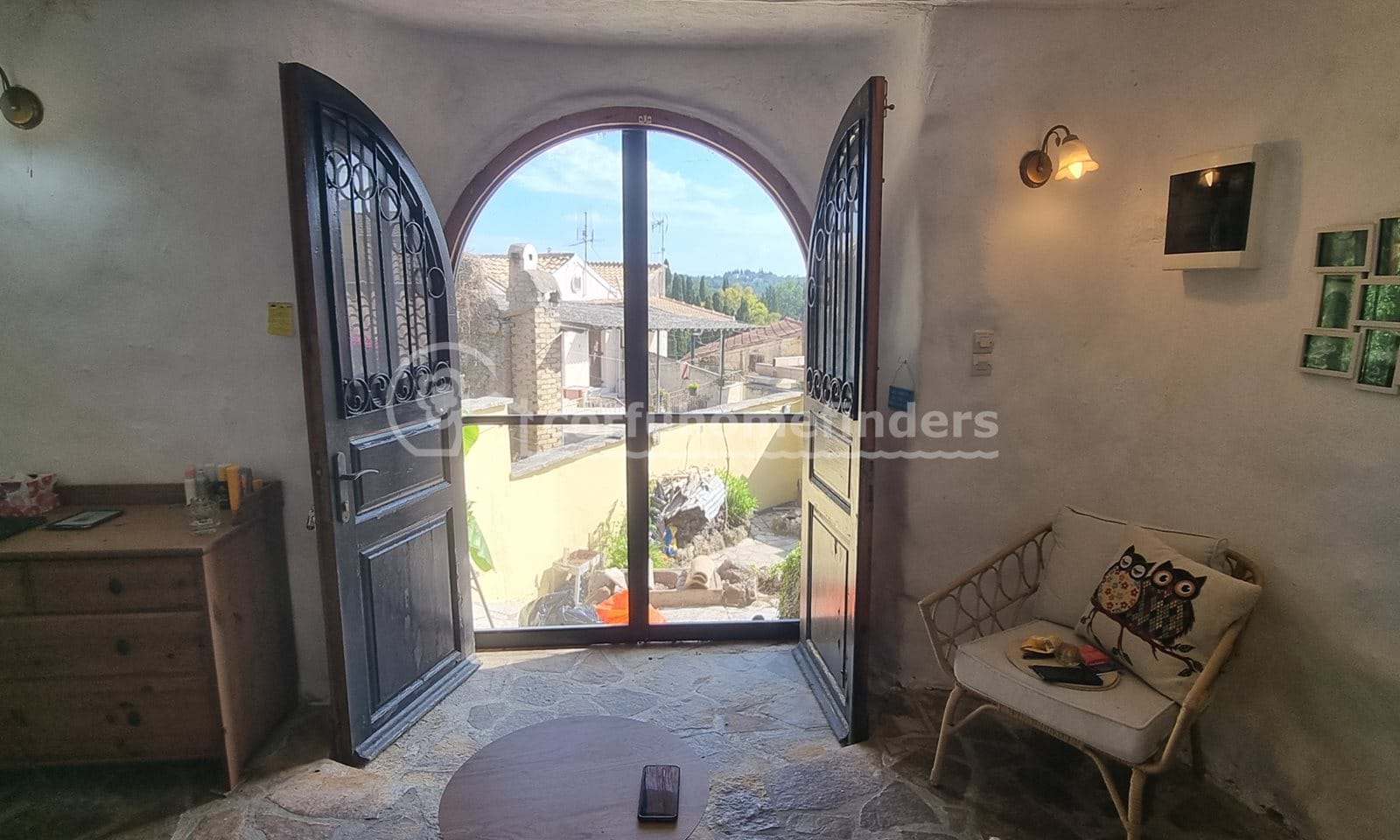 Listing photograph 12 of 15 of the house in Sinarades, published by Corfu Home Finders.
