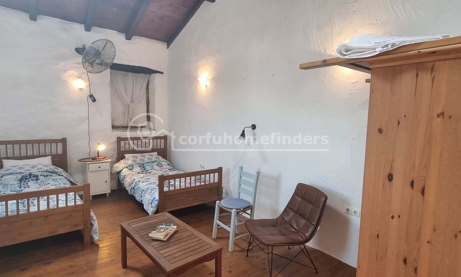 Listing photograph 6 of 15 of the house in Sinarades, published by Corfu Home Finders.