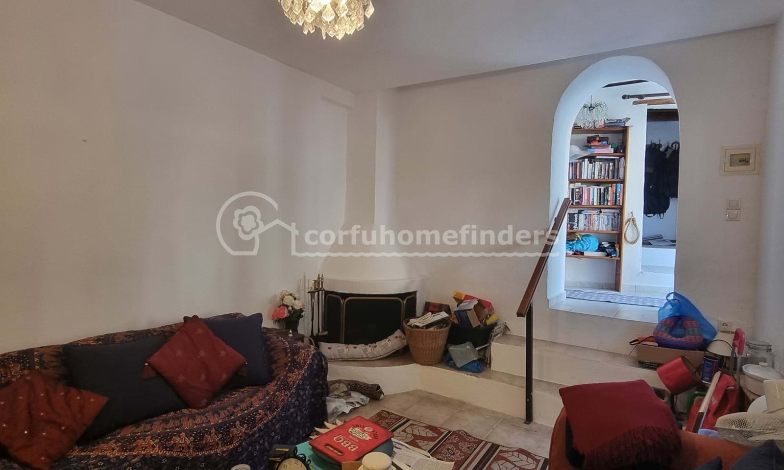 Listing photograph 4 of 11 of the house in Agios Mattheos, published by Corfu Home Finders.