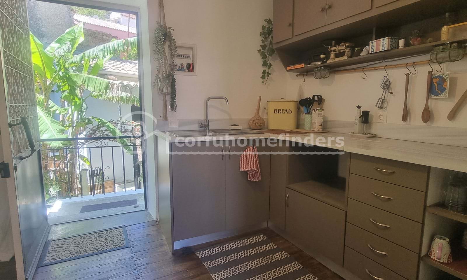 Listing photograph 5 of 14 of the house in Agios Mattheos, published by Corfu Home Finders.