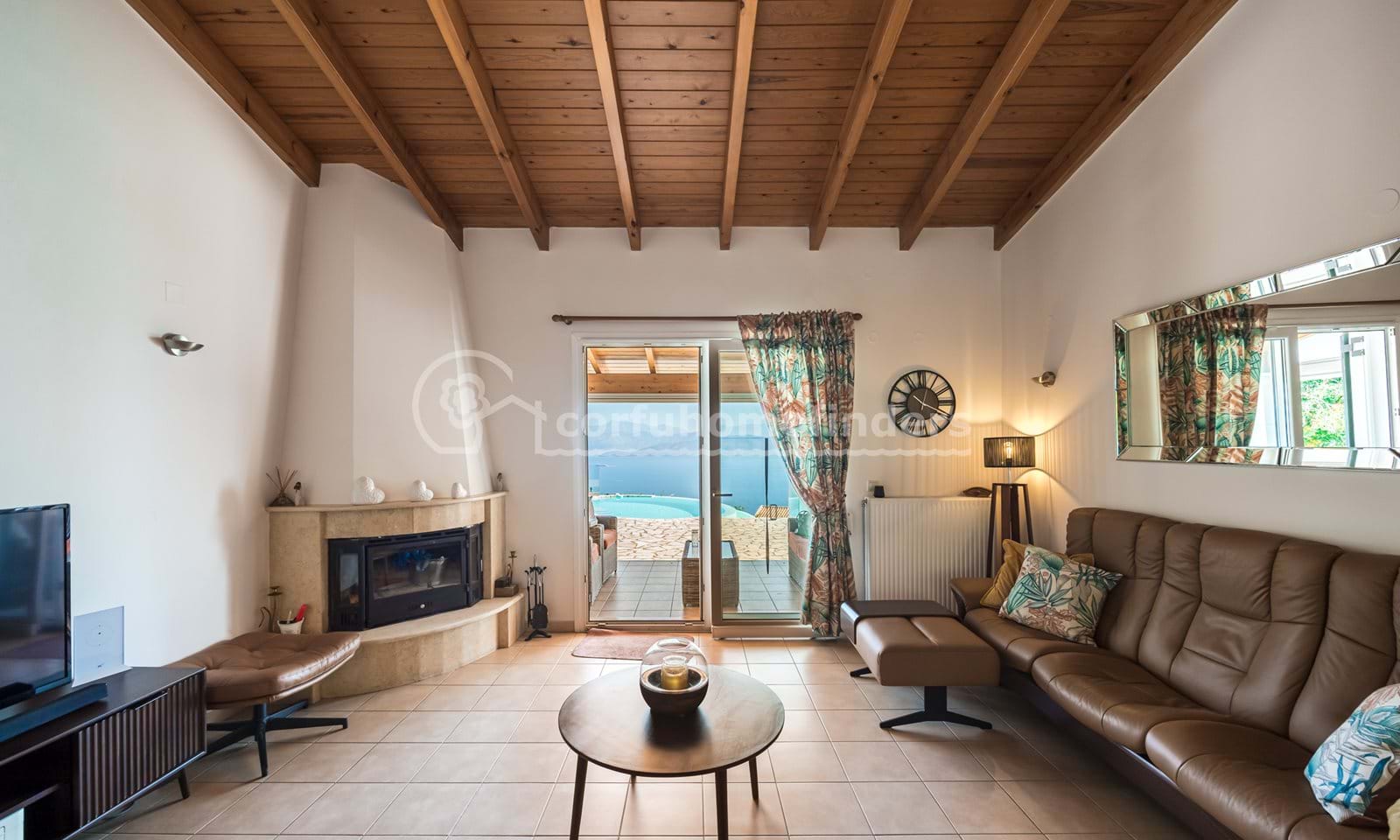 Listing photograph 10 of 19 of the house in Loutses, published by Corfu Home Finders.