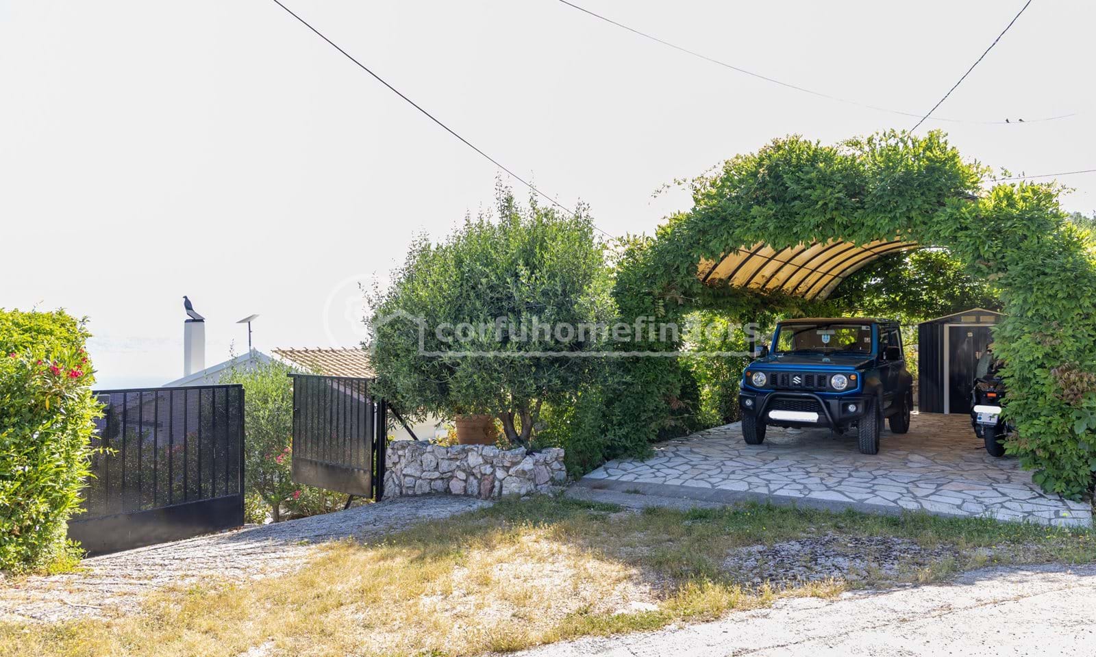 Listing photograph 18 of 19 of the house in Loutses, published by Corfu Home Finders.