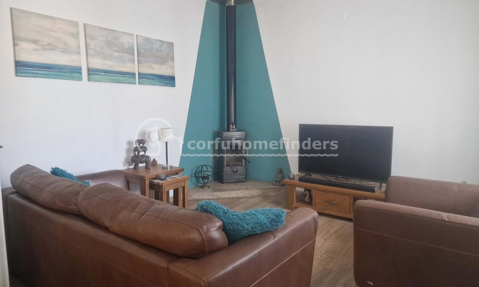 Listing photograph 8 of 17 of the house in Agios Nikolaos, published by Corfu Home Finders.