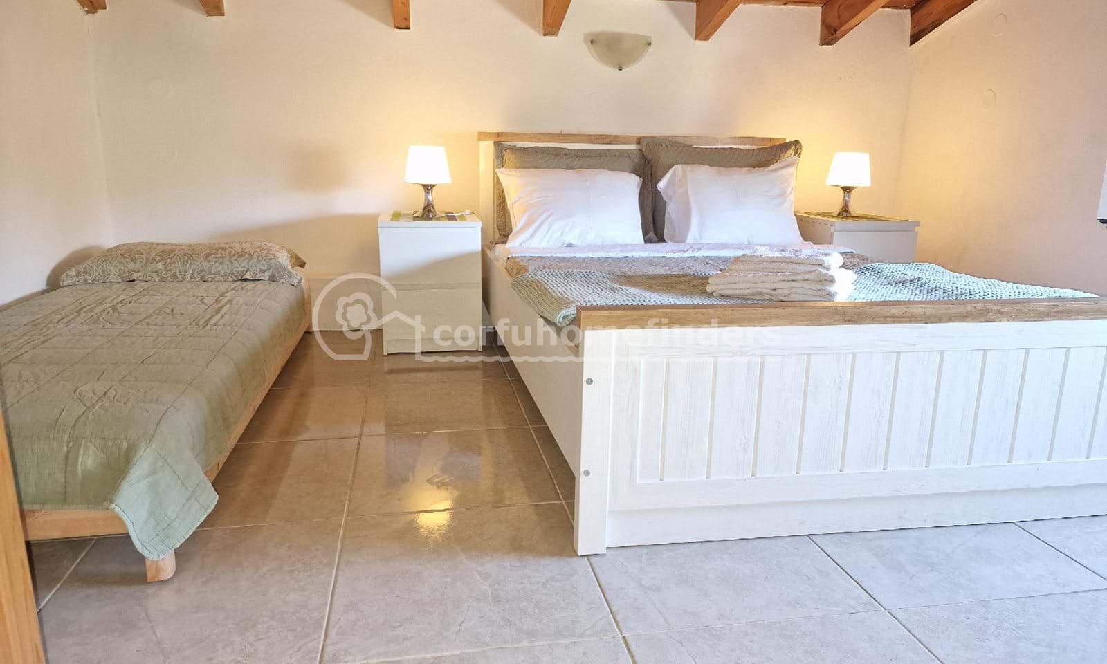 Listing photograph 10 of 17 of the house in Agios Nikolaos, published by Corfu Home Finders.
