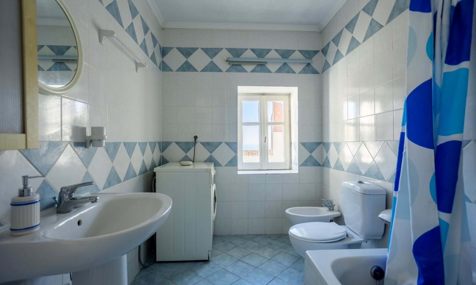 Listing photograph 4 of 8 of the house in Lakones, published by Corfu Home Finders.