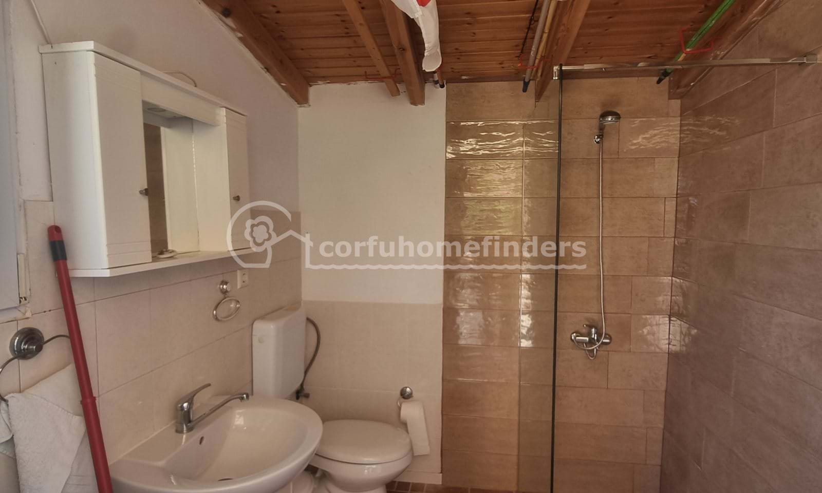 Listing photograph 12 of 15 of the house in Boukaris, published by Corfu Home Finders.