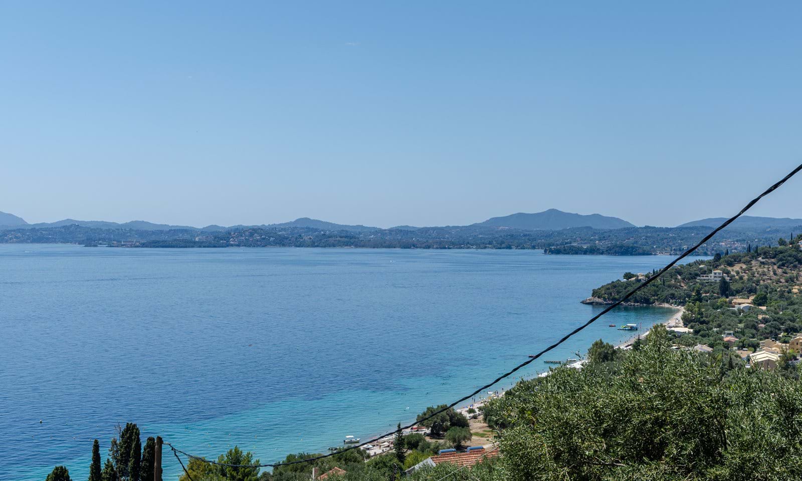 Listing photograph 10 of 30 of the house in Barbati, published by Corfu Home Finders.