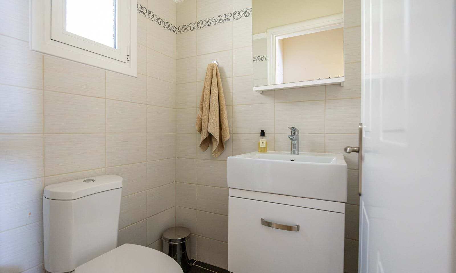 Listing photograph 12 of 30 of the house in Barbati, published by Corfu Home Finders.