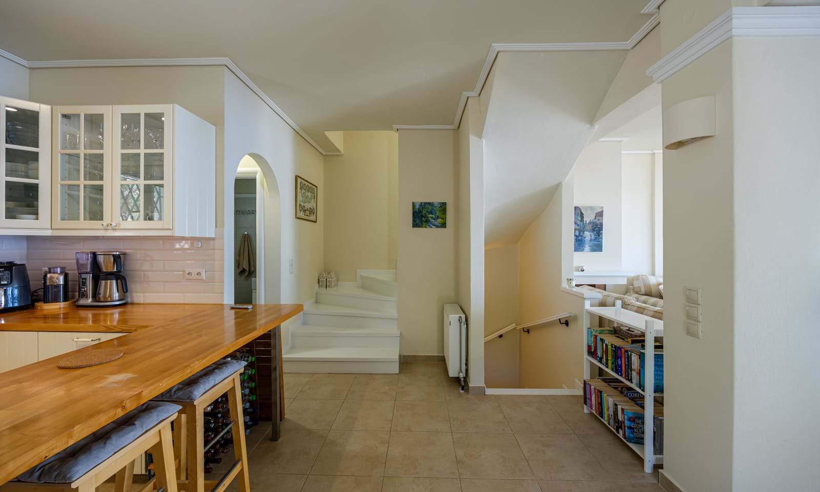 Listing photograph 11 of 30 of the house in Barbati, published by Corfu Home Finders.