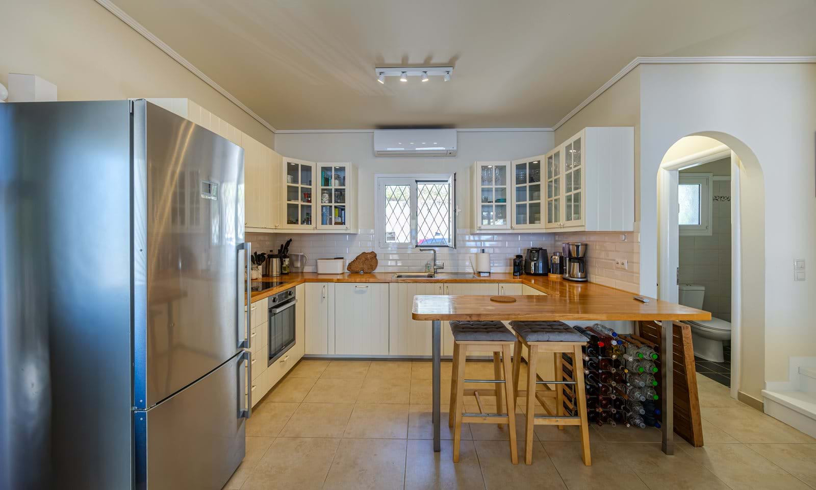 Listing photograph 3 of 30 of the house in Barbati, published by Corfu Home Finders.