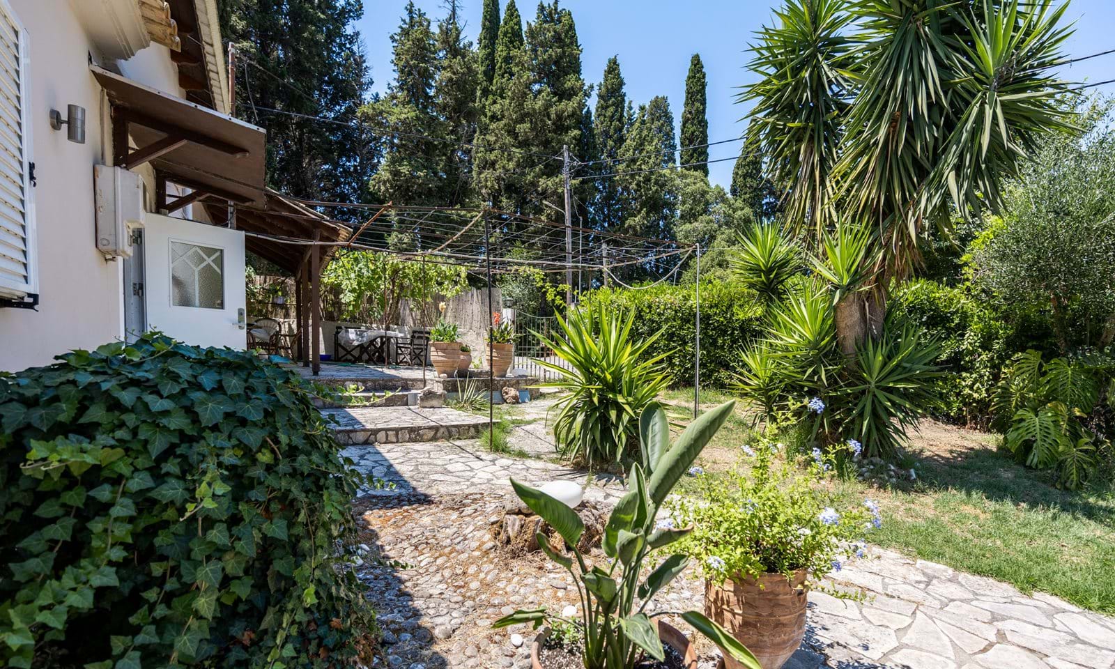 Listing photograph 26 of 31 of the house in Potamos, published by Corfu Home Finders.