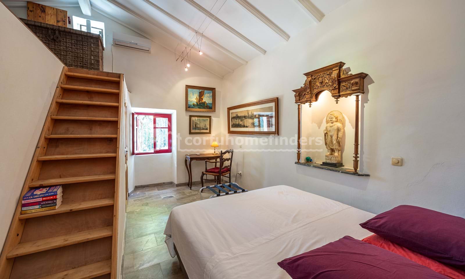 Listing photograph 9 of 19 of the house in Kassiopi, published by Corfu Home Finders.
