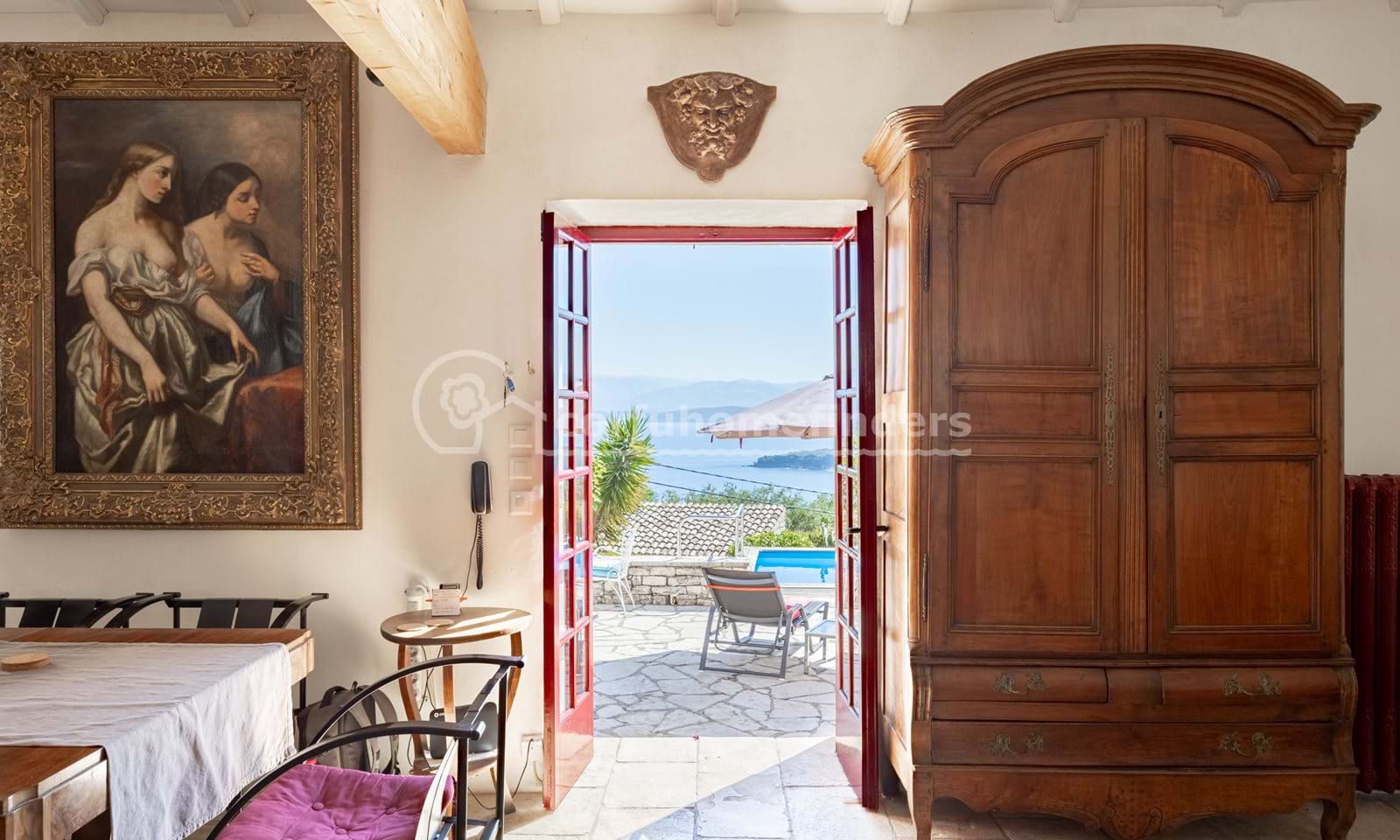 Listing photograph 5 of 19 of the house in Kassiopi, published by Corfu Home Finders.