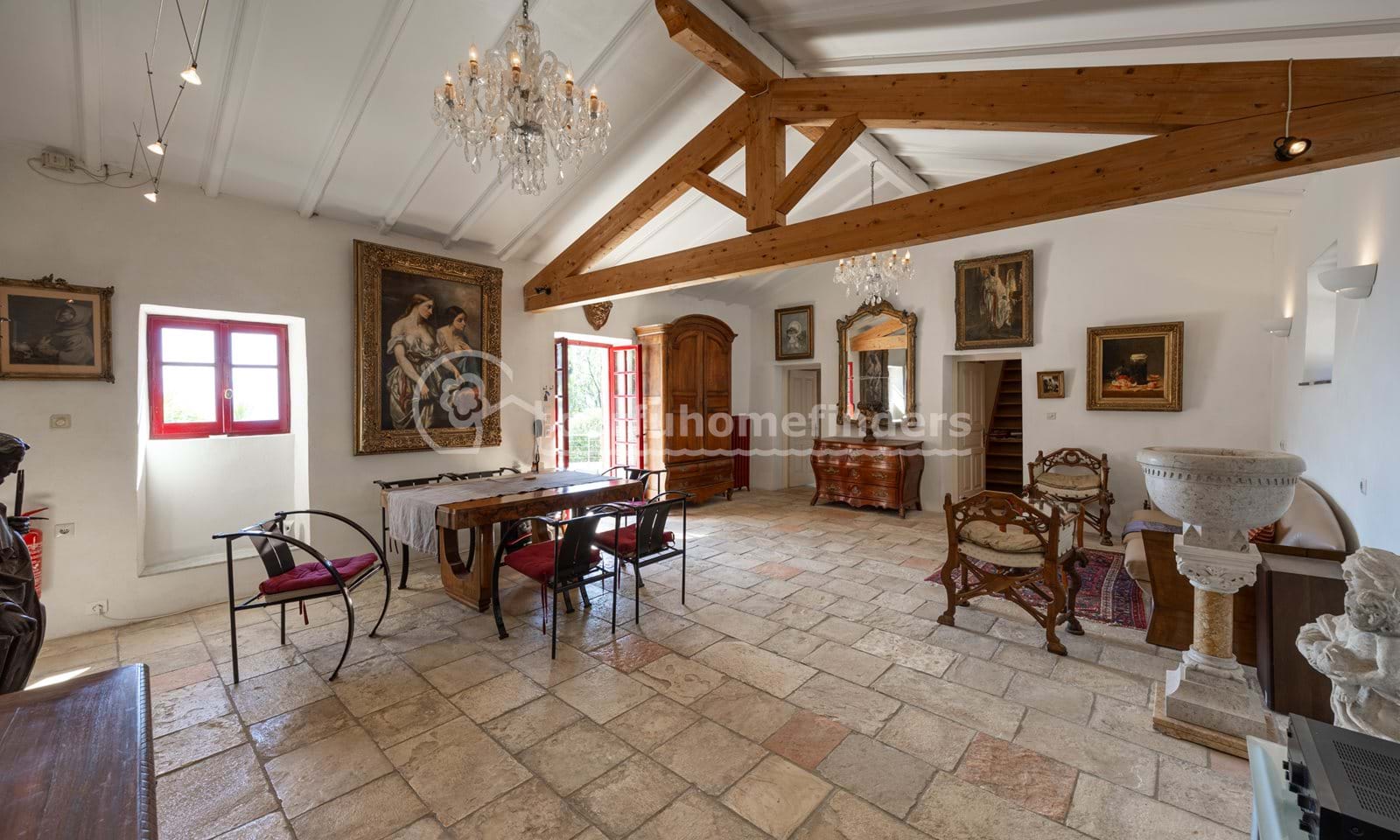 Listing photograph 16 of 19 of the house in Kassiopi, published by Corfu Home Finders.
