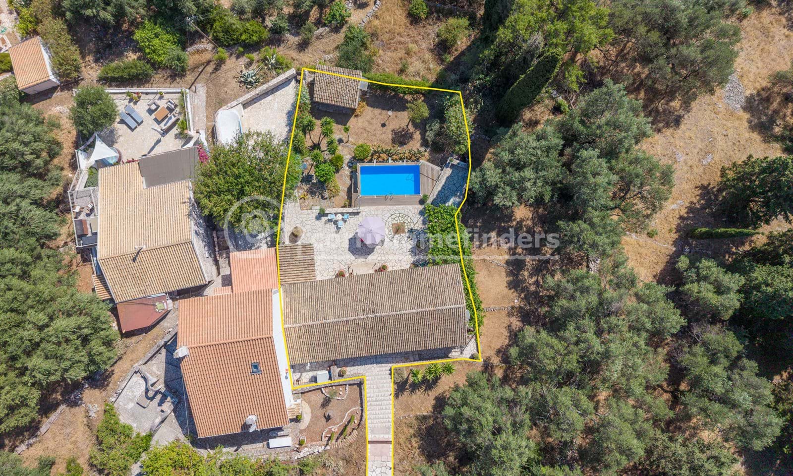 Listing photograph 19 of 19 of the house in Kassiopi, published by Corfu Home Finders.