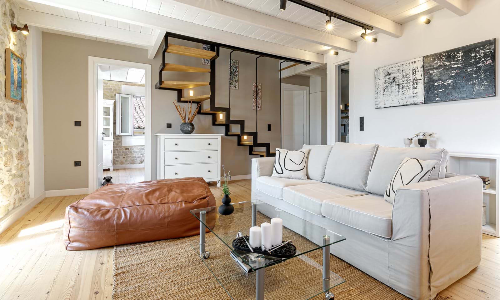 Listing photograph 5 of 28 of the apartment in Corfu Town, published by Corfu Home Finders.