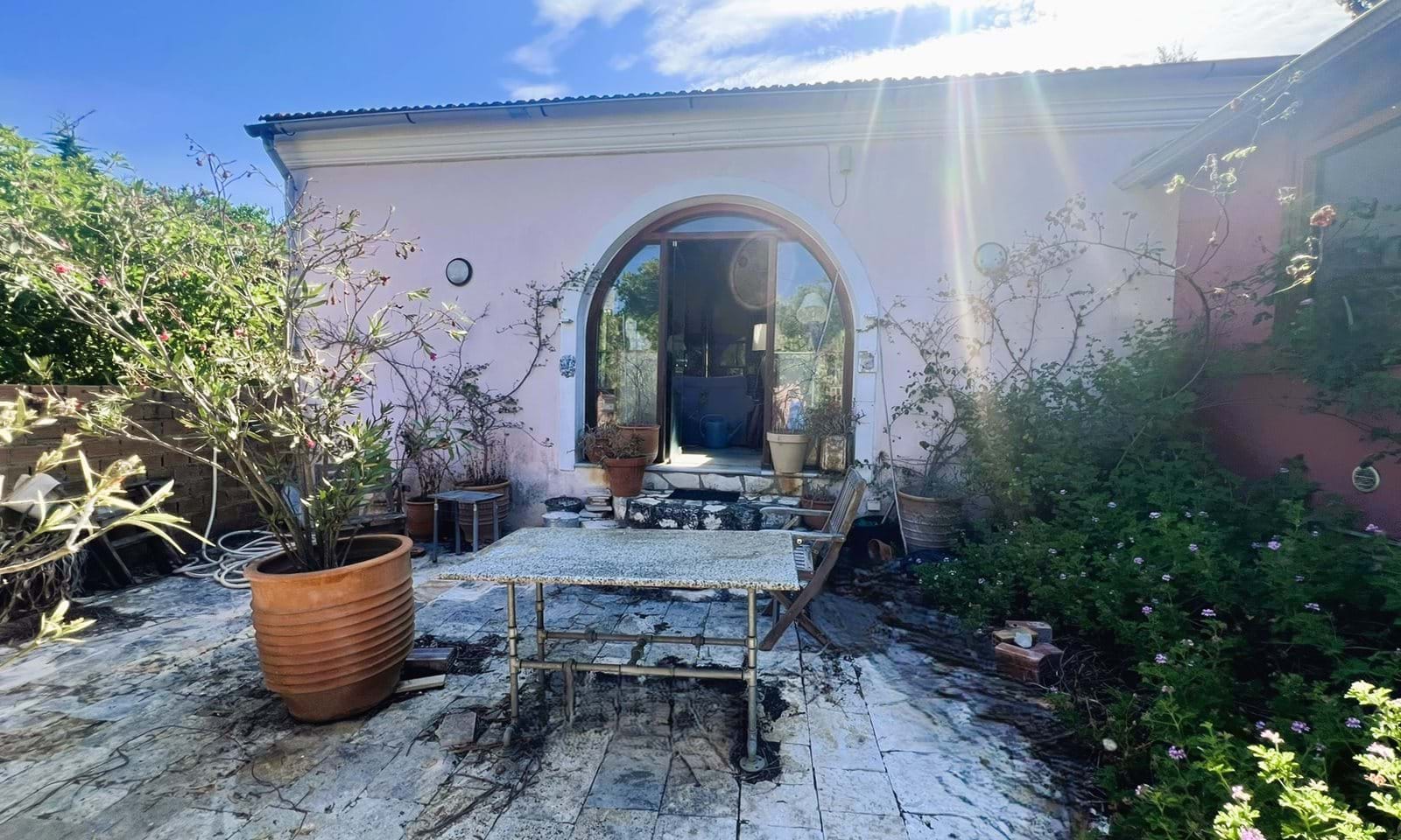 Listing photograph 1 of 8 of the house in Perithia, published by Corfu Home Finders.