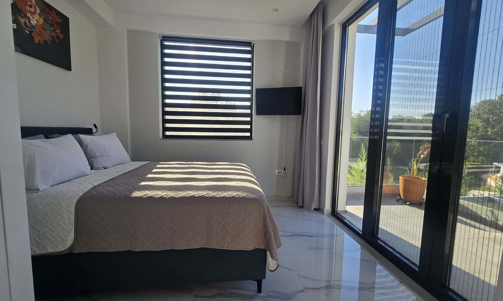 Listing photograph 12 of 18 of the house in Kato Korakiana, published by Corfu Home Finders.