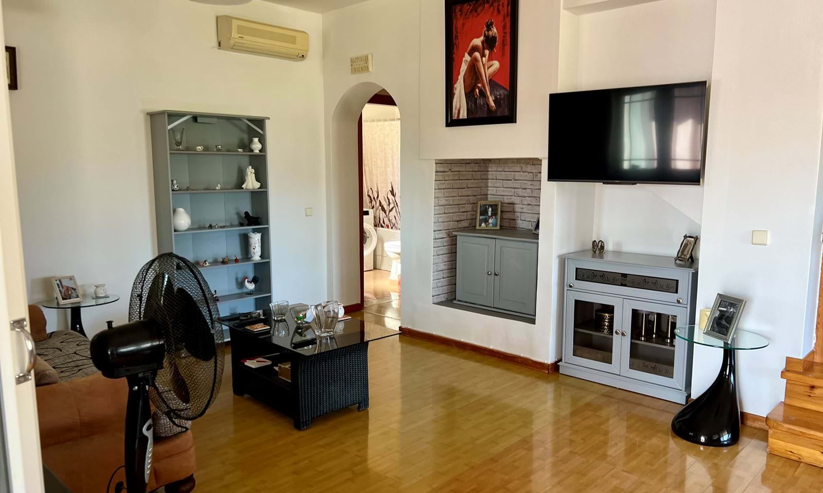 Listing photograph 12 of 22 of the house in Roda, published by Corfu Home Finders.