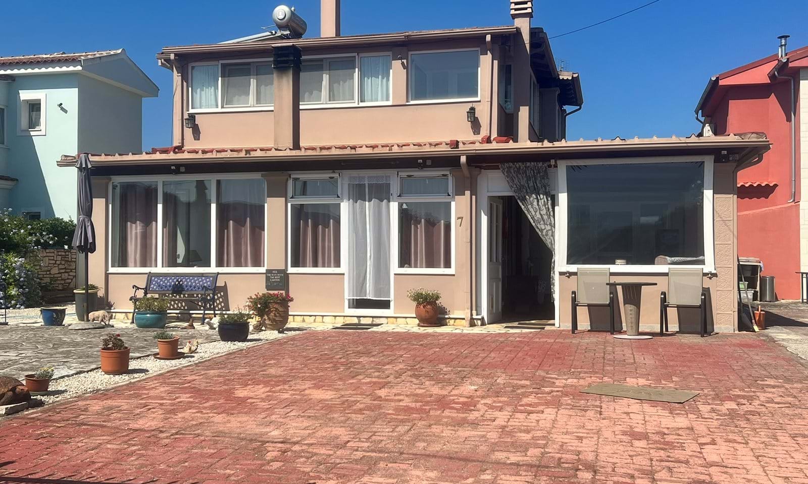 Listing photograph 18 of 22 of the house in Roda, published by Corfu Home Finders.