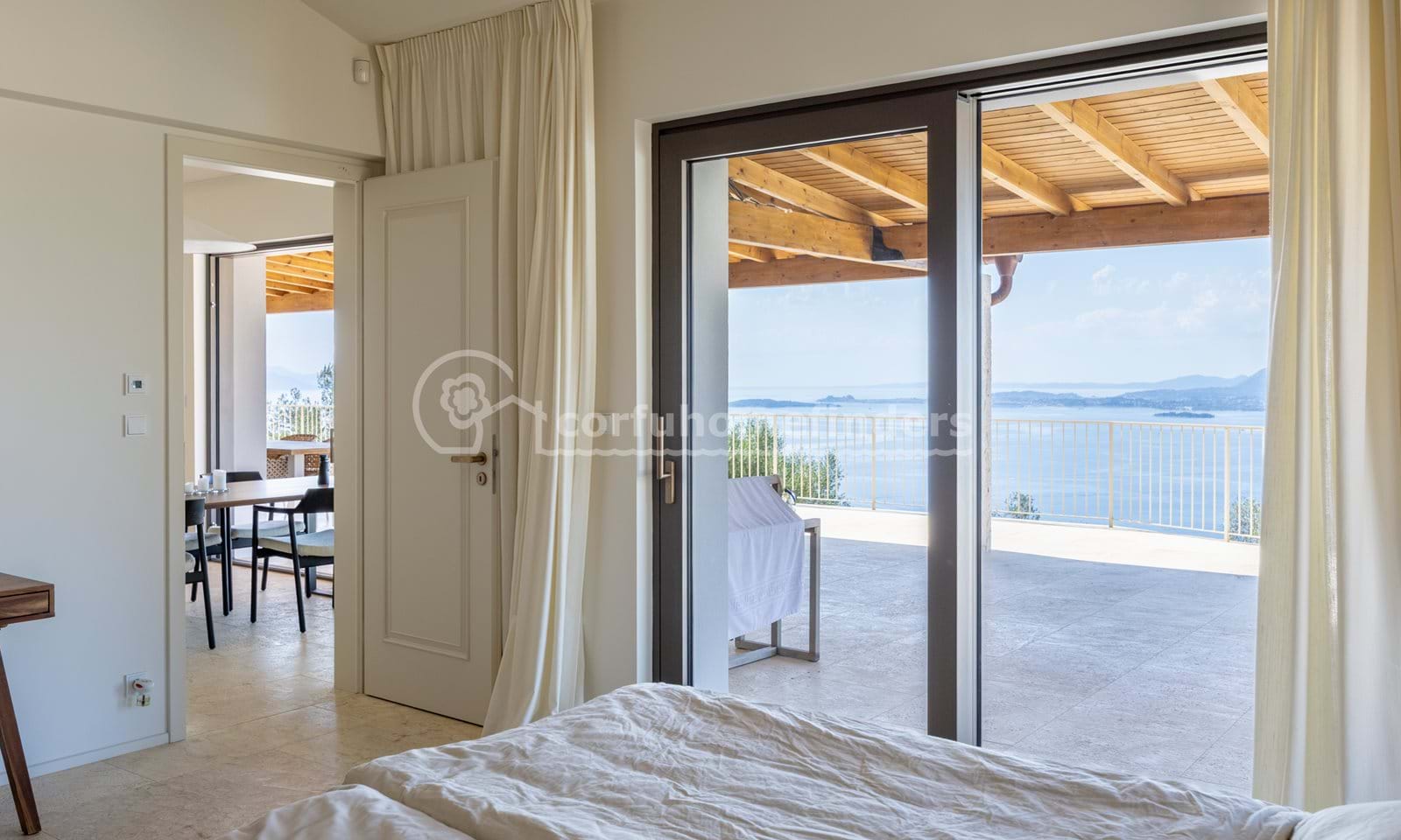 Listing photograph 17 of 39 of the house in Spartilas, published by Corfu Home Finders.