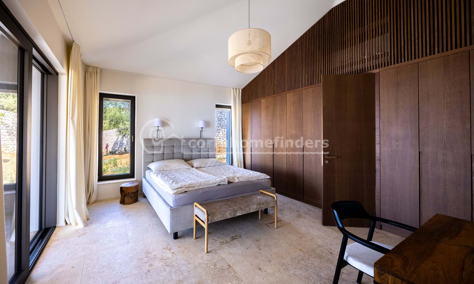 Listing photograph 16 of 39 of the house in Spartilas, published by Corfu Home Finders.