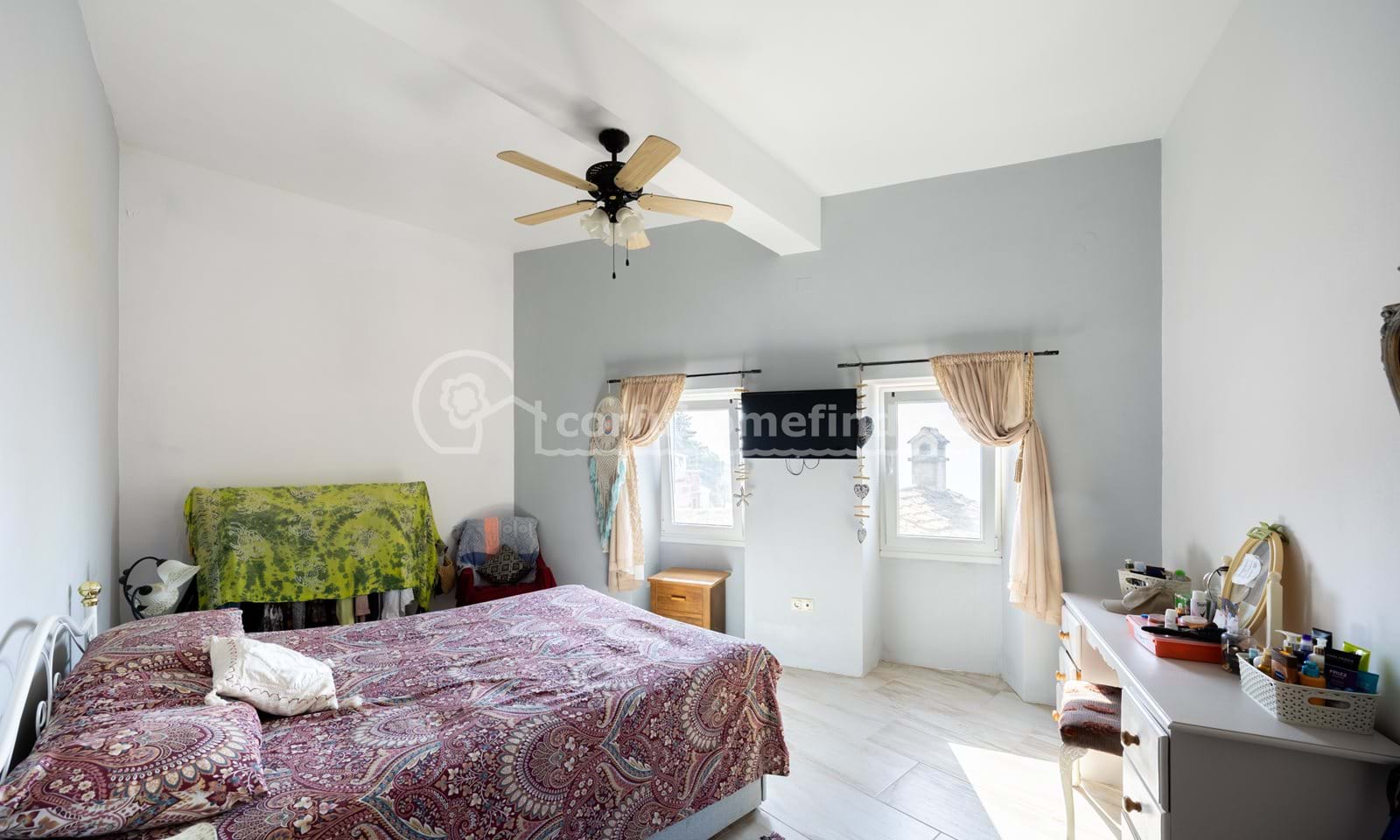 Listing photograph 14 of 21 of the house in Spartilas, published by Corfu Home Finders.