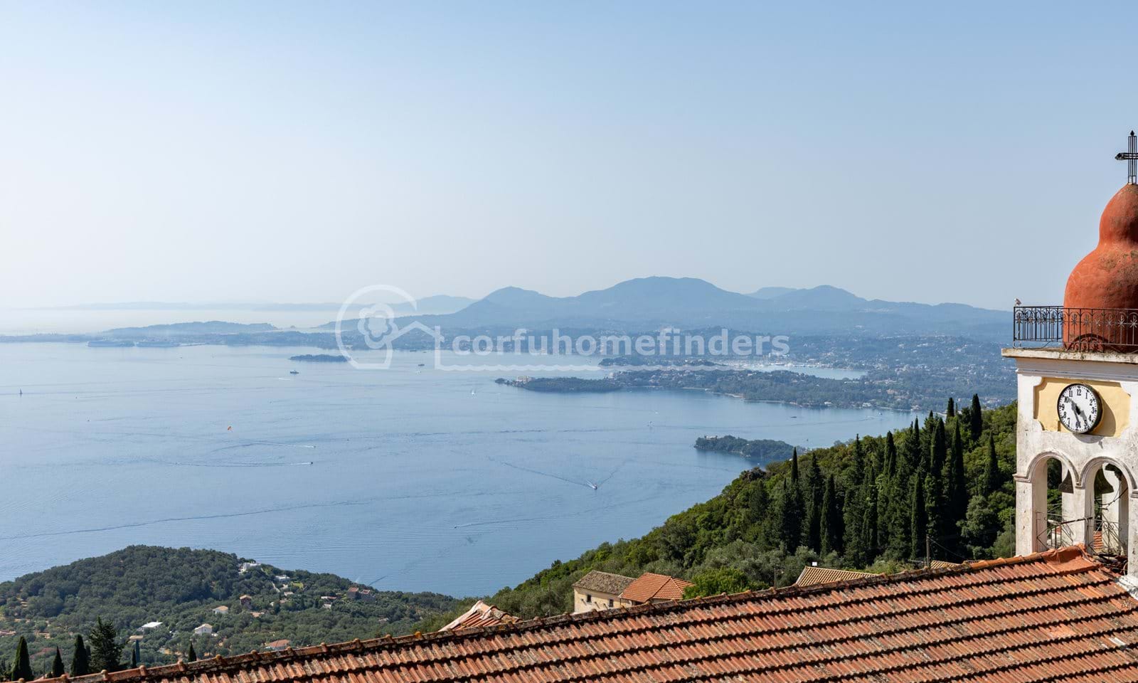 Listing photograph 11 of 21 of the house in Spartilas, published by Corfu Home Finders.