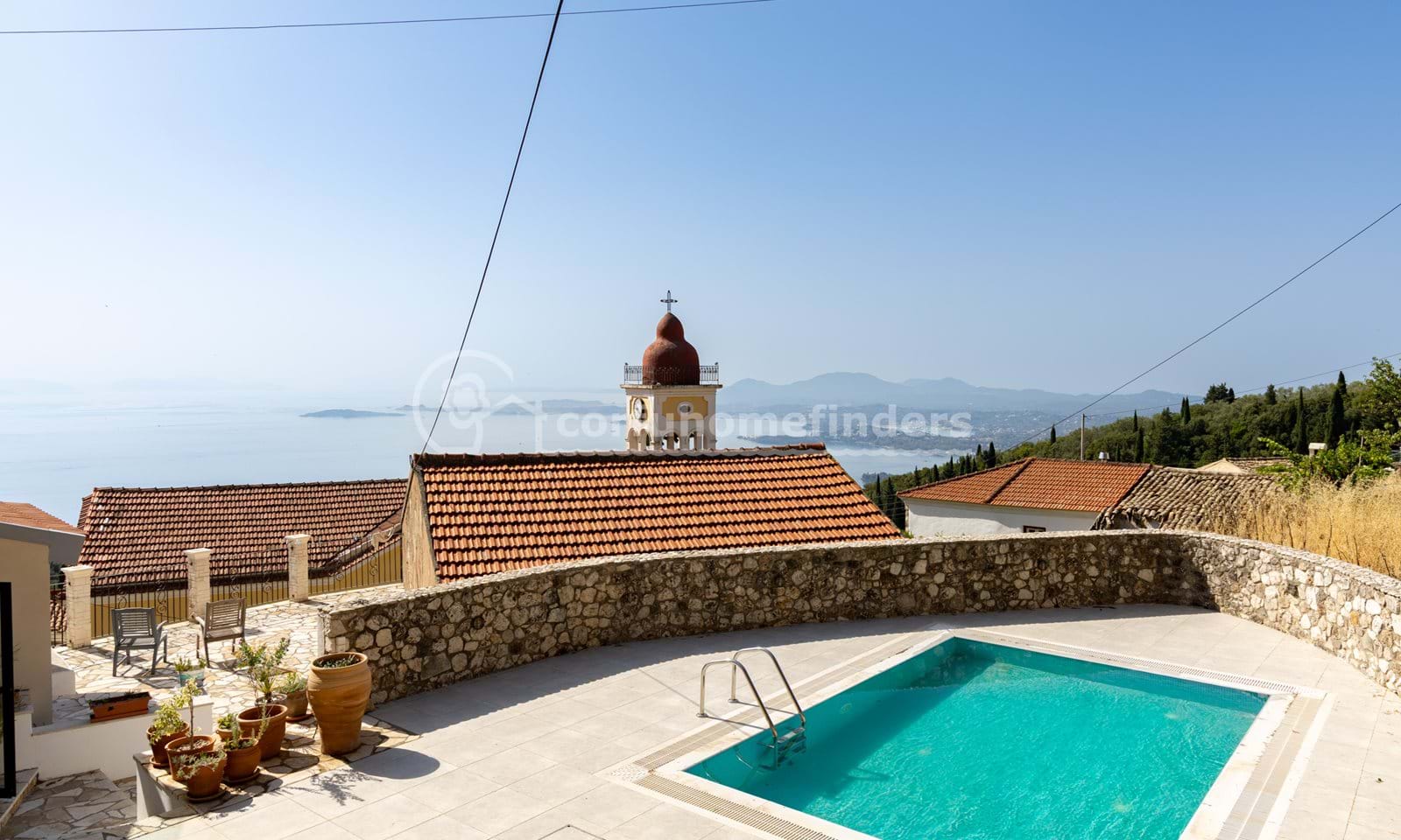 Listing photograph 12 of 21 of the house in Spartilas, published by Corfu Home Finders.