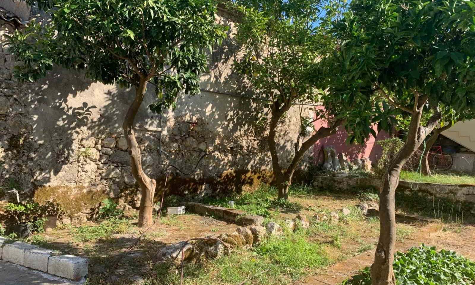 Listing photograph 9 of 14 of the house in Doukades, published by Corfu Home Finders.
