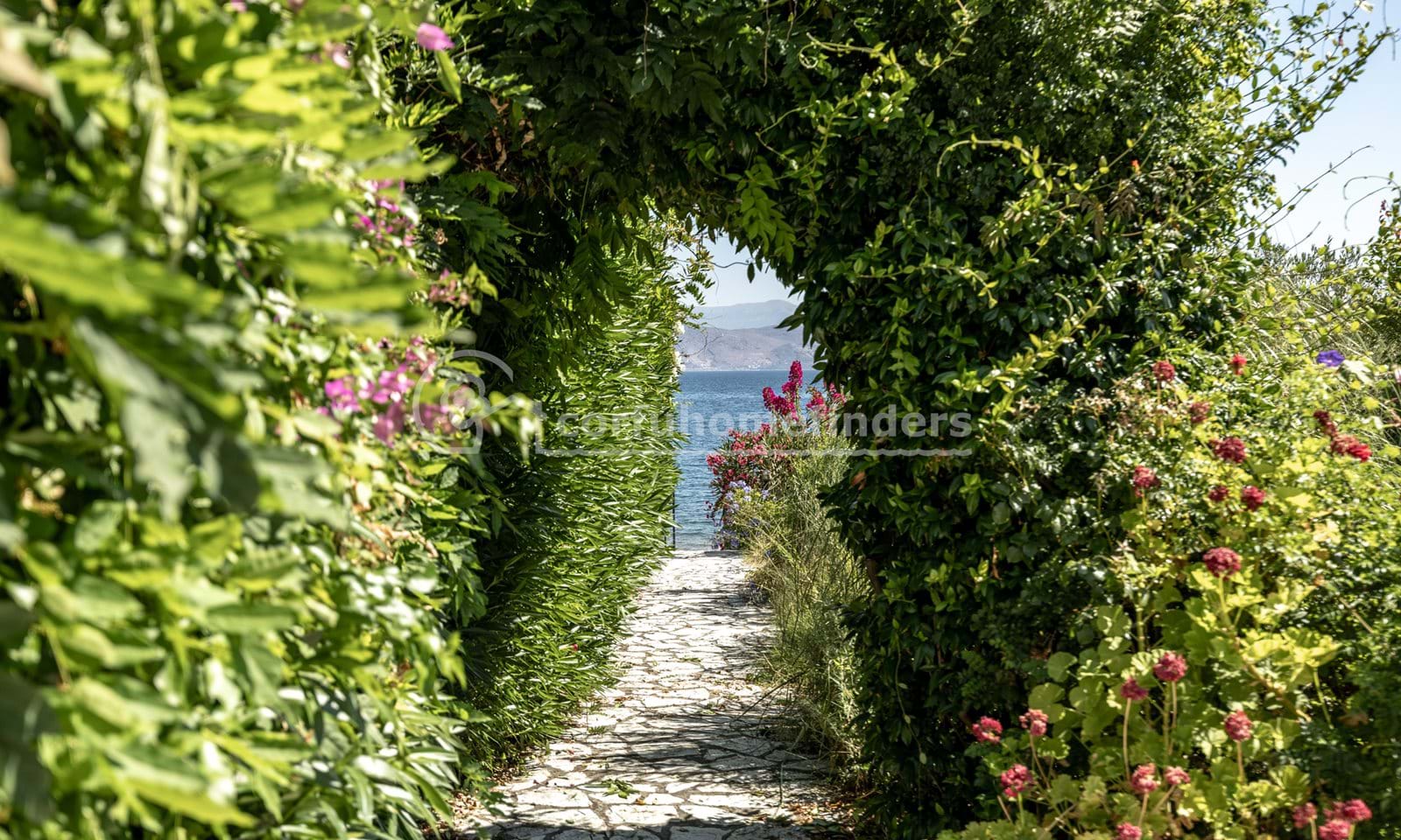 Listing photograph 26 of 28 of the house in Kassiopi, published by Corfu Home Finders.
