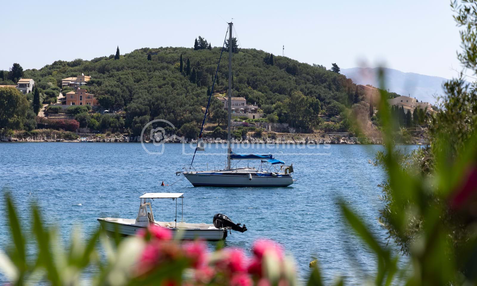 Listing photograph 12 of 28 of the house in Kassiopi, published by Corfu Home Finders.