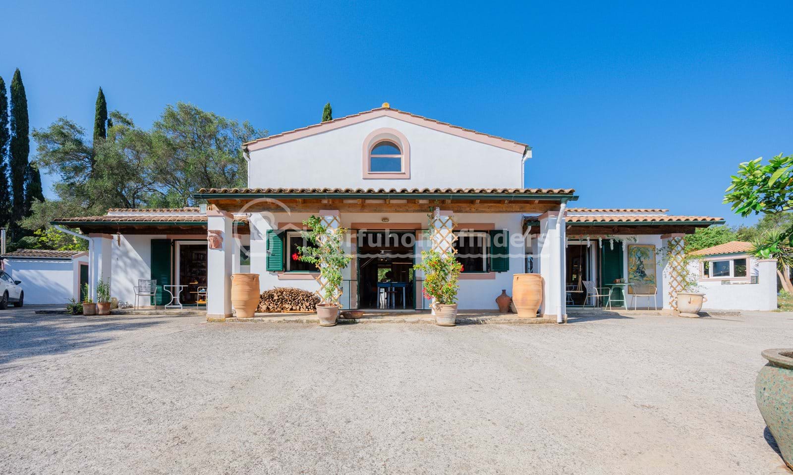 Listing photograph 1 of 27 of the house in Kouramades, published by Corfu Home Finders.