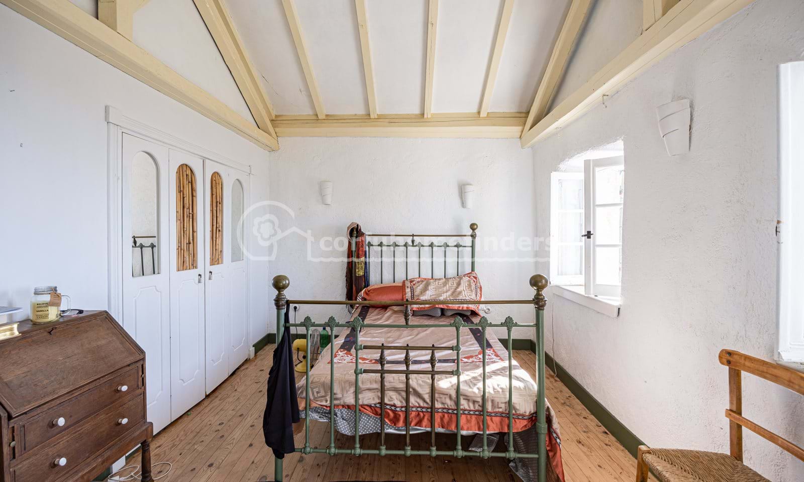 Listing photograph 11 of 15 of the house in Agios Markos, published by Corfu Home Finders.
