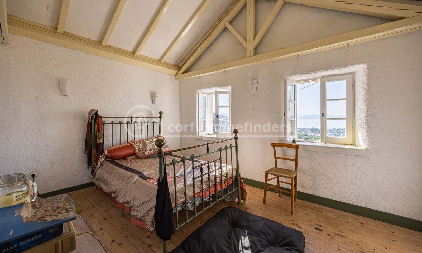Listing photograph 12 of 15 of the house in Agios Markos, published by Corfu Home Finders.