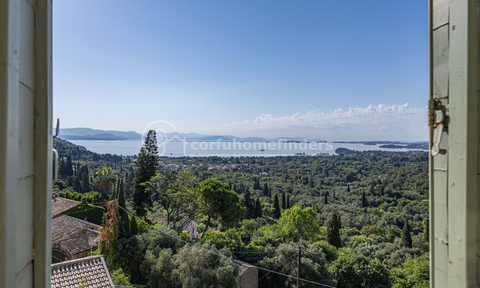 Listing photograph 1 of 15 of the house in Agios Markos, published by Corfu Home Finders.