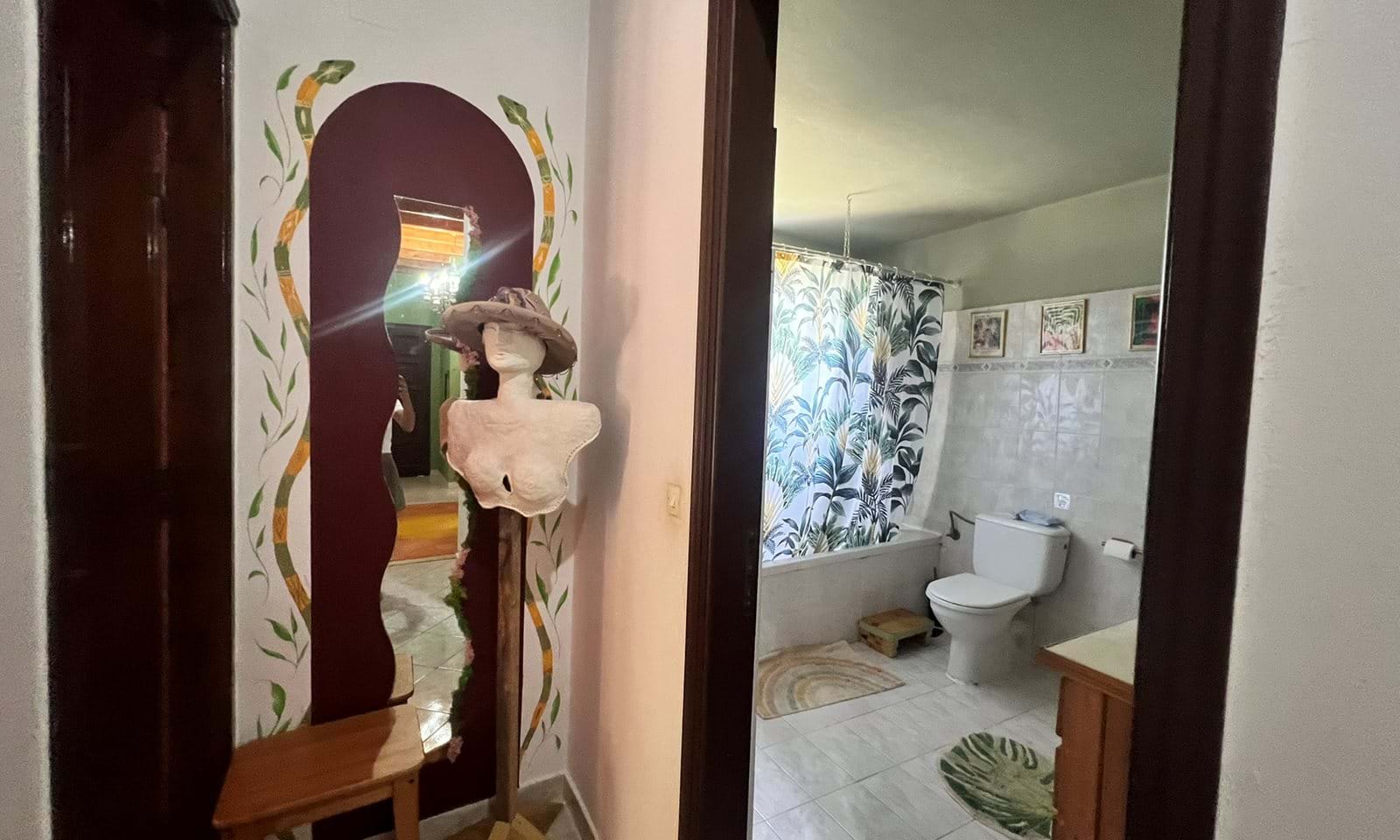 Listing photograph 9 of 12 of the house in Dafni, published by Corfu Home Finders.
