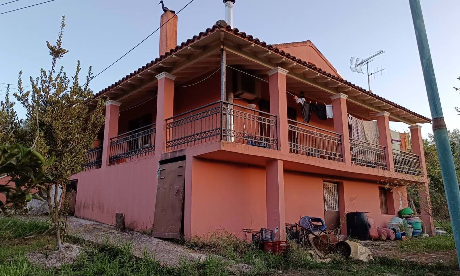Listing photograph 10 of 12 of the house in Dafni, published by Corfu Home Finders.