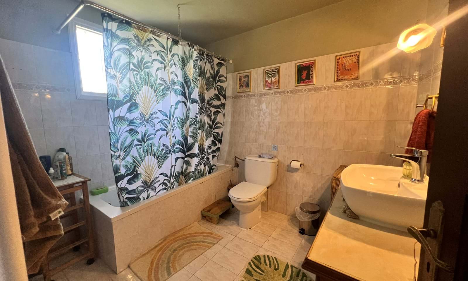 Listing photograph 8 of 12 of the house in Dafni, published by Corfu Home Finders.