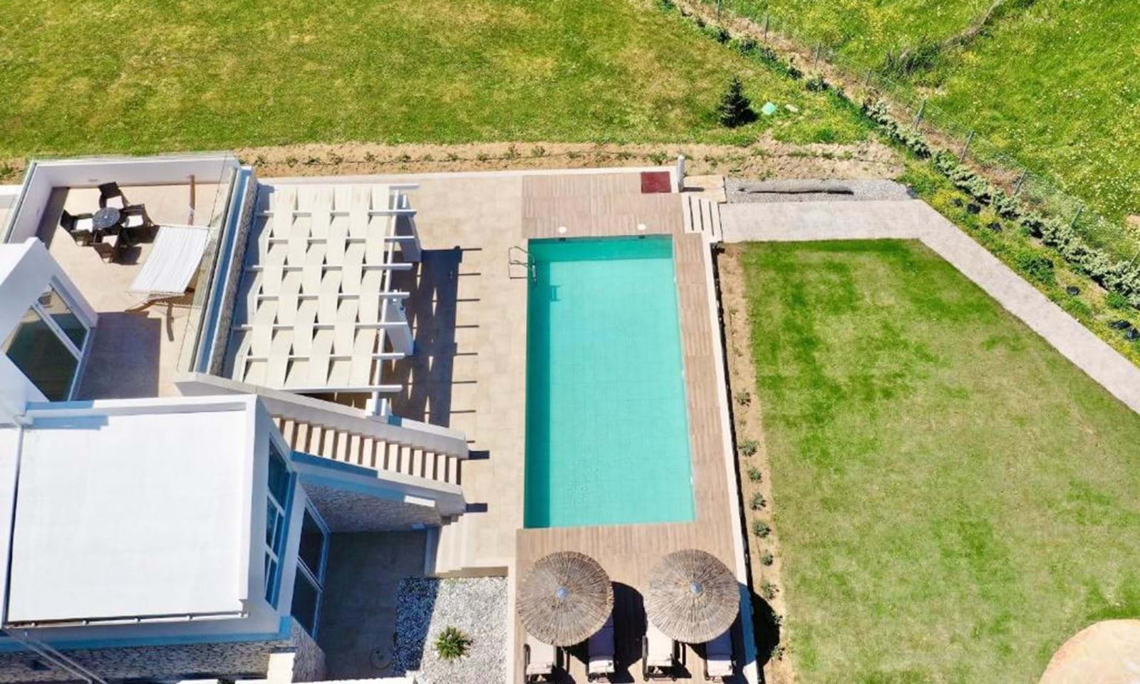 Listing photograph 13 of 14 of the house in Agnos, published by Corfu Home Finders.