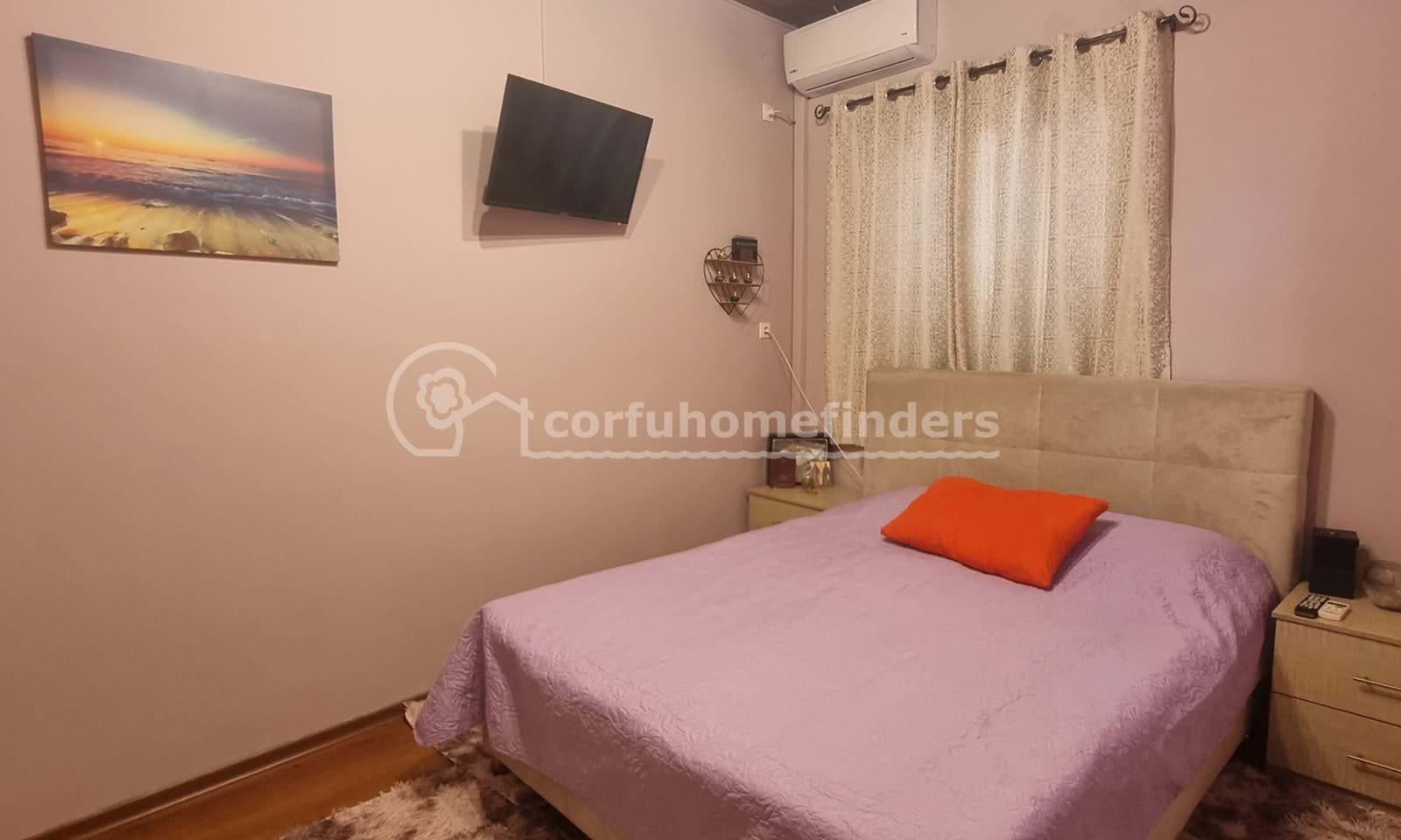 Listing photograph 9 of 14 of the house in Agios Mattheos, published by Corfu Home Finders.