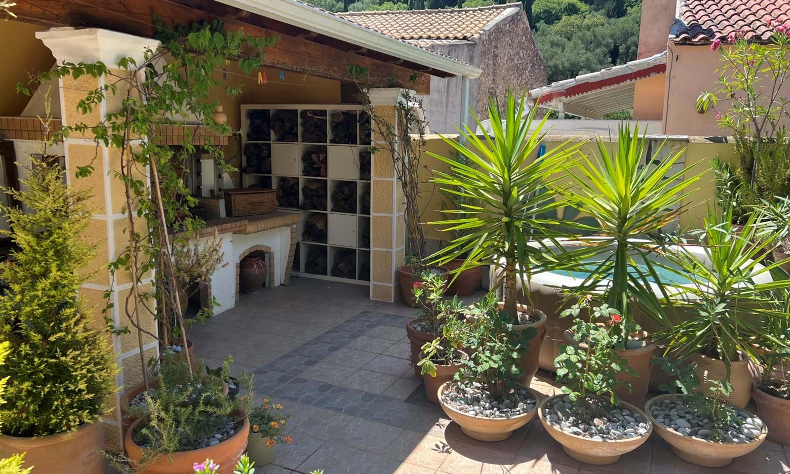 Listing photograph 2 of 19 of the house in Pagi, published by Corfu Home Finders.