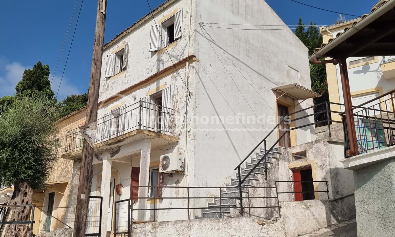 Listing photograph 1 of 18 of the house in Chlomos, published by Corfu Home Finders.
