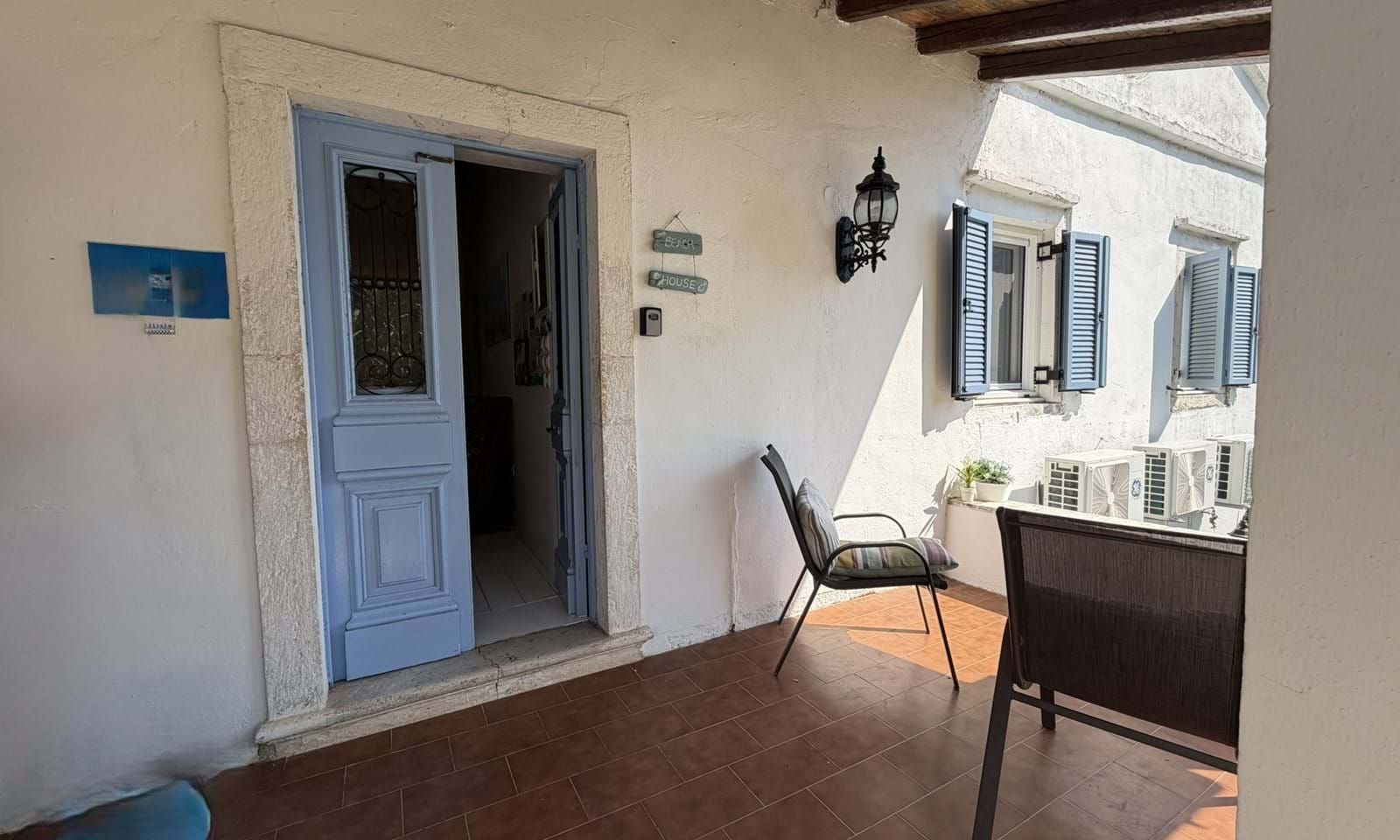 Listing photograph 2 of 13 of the house in Kalami, published by Corfu Home Finders.