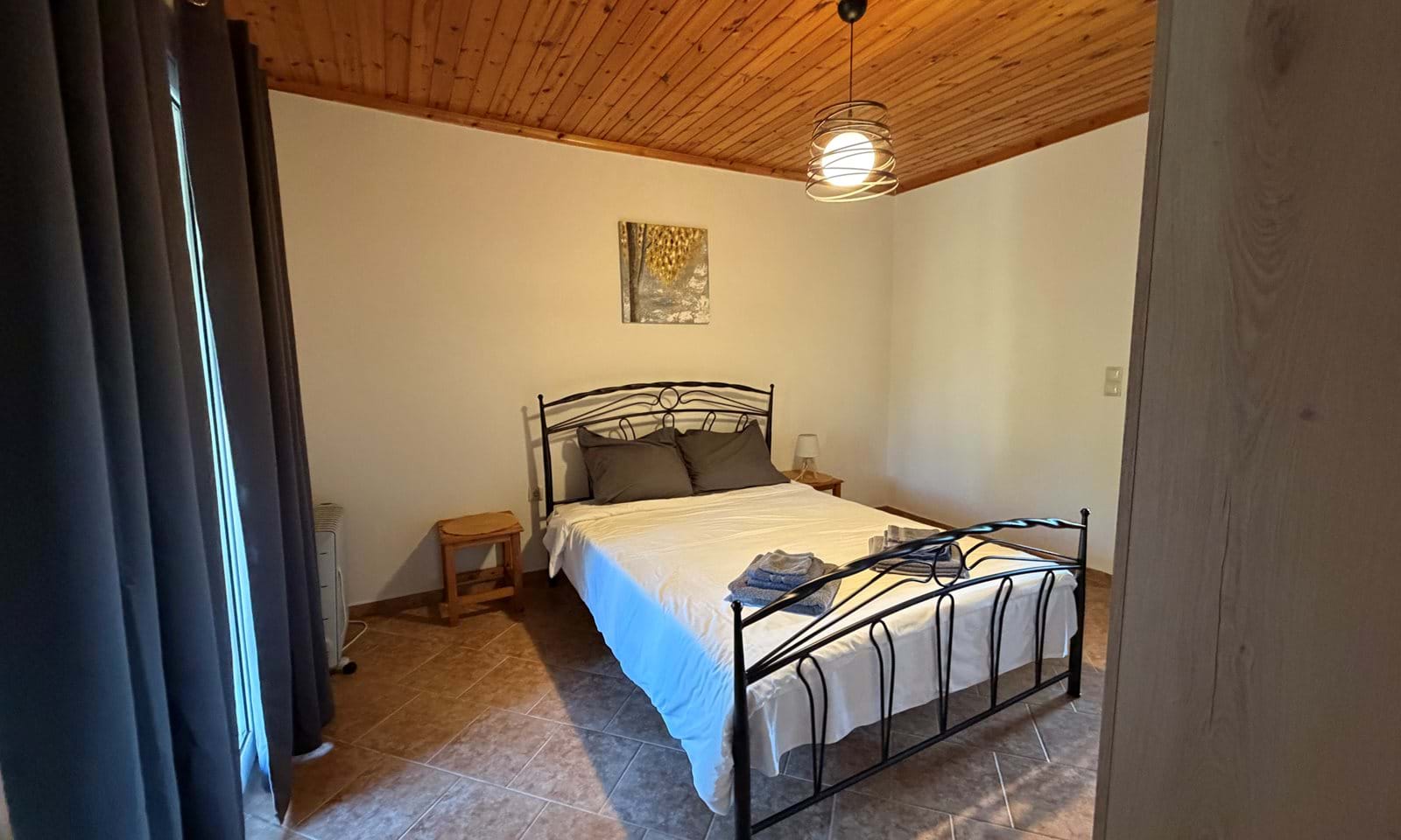 Listing photograph 9 of 23 of the house in Agnos, published by Corfu Home Finders.