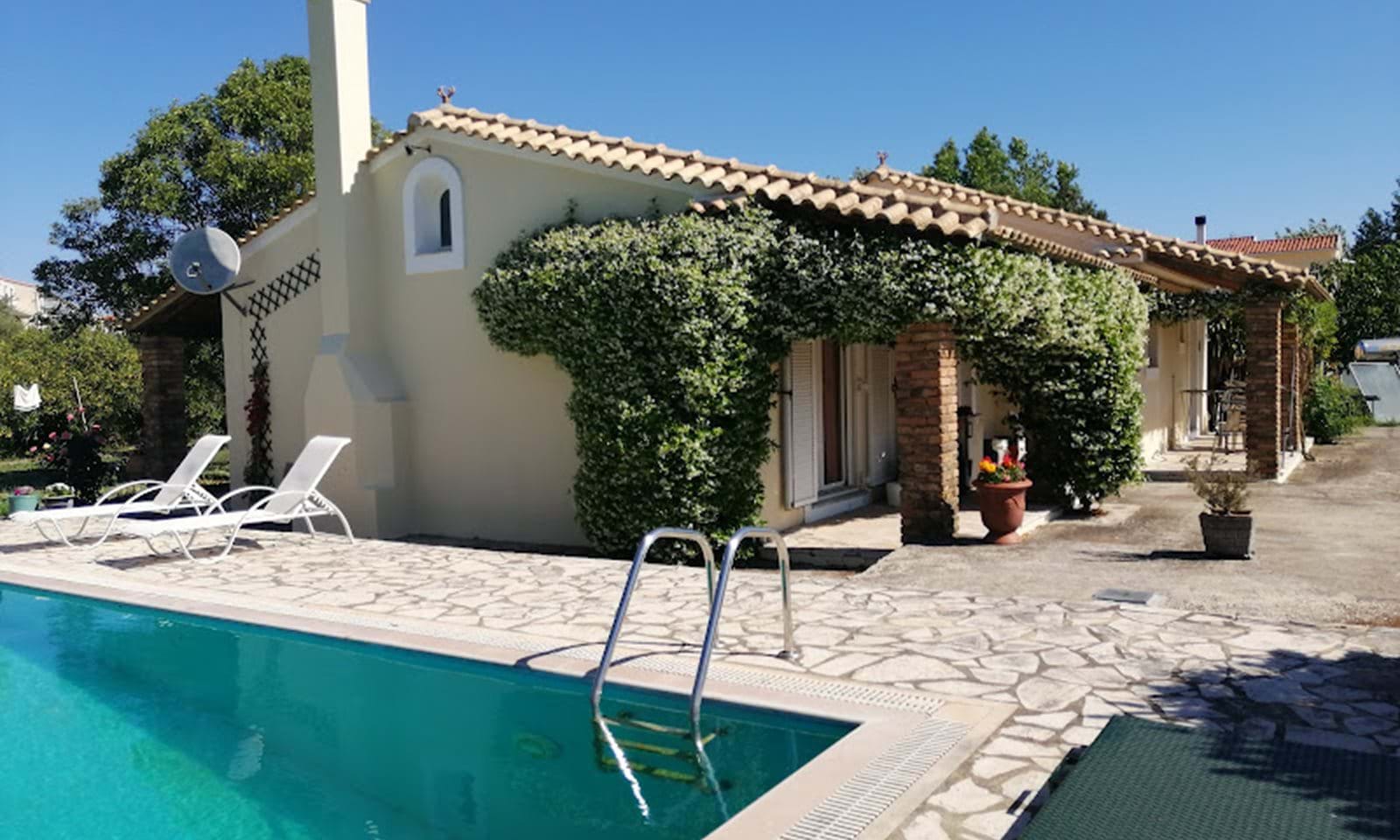 Listing photograph 2 of 23 of the house in Agnos, published by Corfu Home Finders.