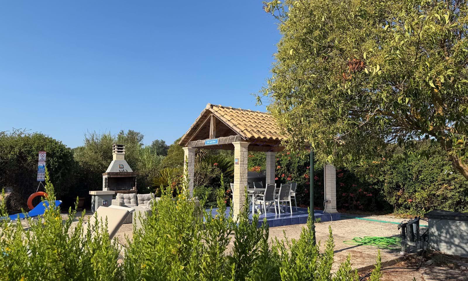 Listing photograph 17 of 23 of the house in Agnos, published by Corfu Home Finders.
