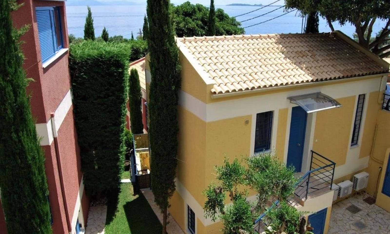 Listing photograph 4 of 20 of the house in Barbati, published by Corfu Home Finders.